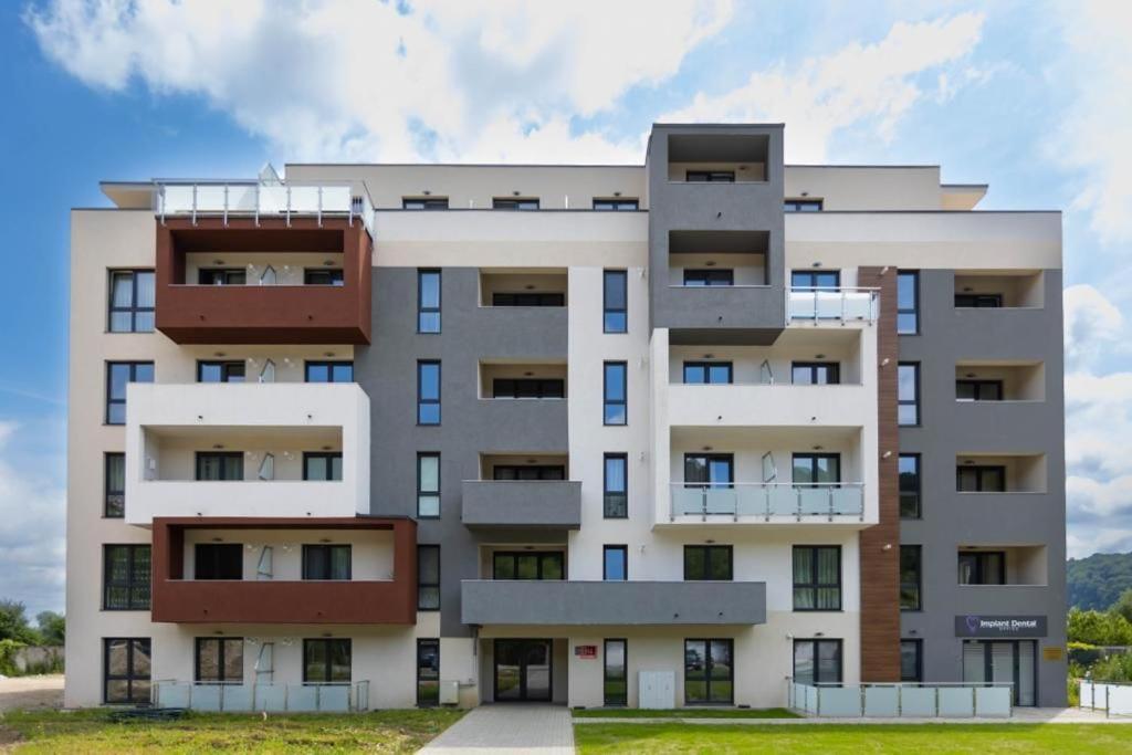 Dominic Apartments シギショアラ エクステリア 写真